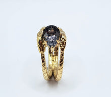 Load image into Gallery viewer, Ouroboros Infinity Grey Spinel 14K Yellow Gold Ring