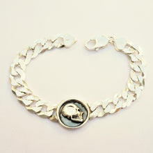 Load image into Gallery viewer, Wax Seal Skull Curb Bracelet