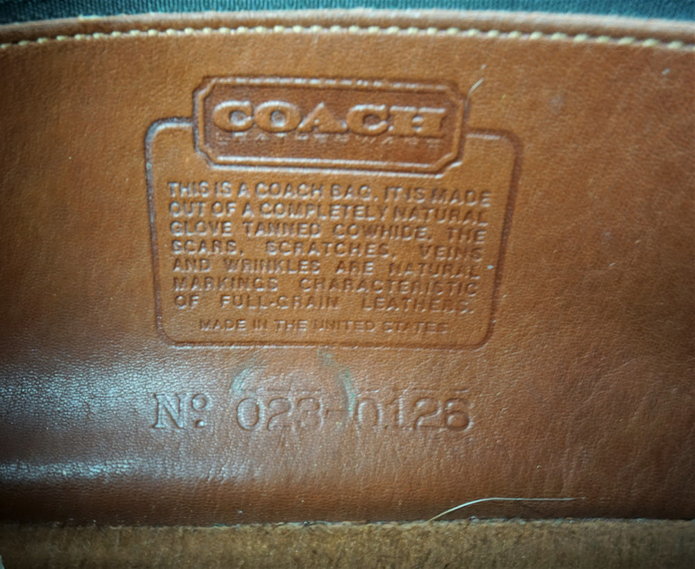 Vintage Coach Classic Dinky Pocket Cross Body Purse, Slim Saddlebag,  Classic COACH, Bag Purse, British Tan color designer Purse